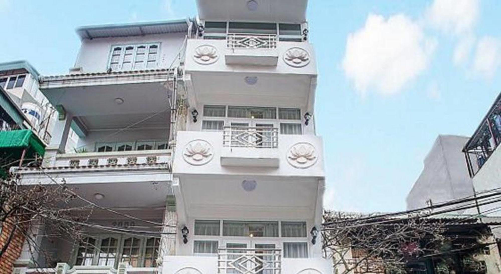 Lotus Village Hotel Hanoi Exterior foto
